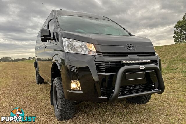 BUS 4x4 2WD CONVERSION OF HIACE