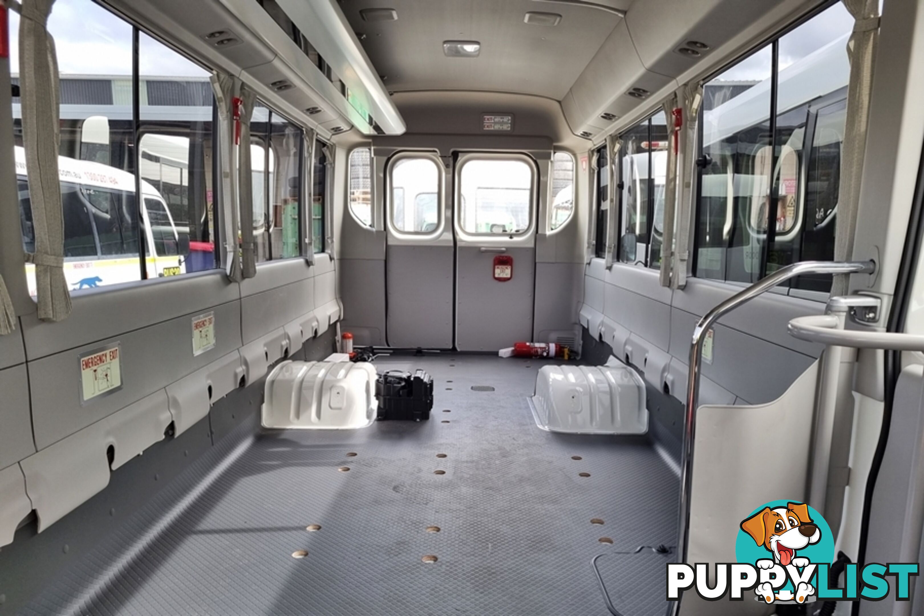 BUS 4x4 MOTORHOME CONVERSION OF COASTER