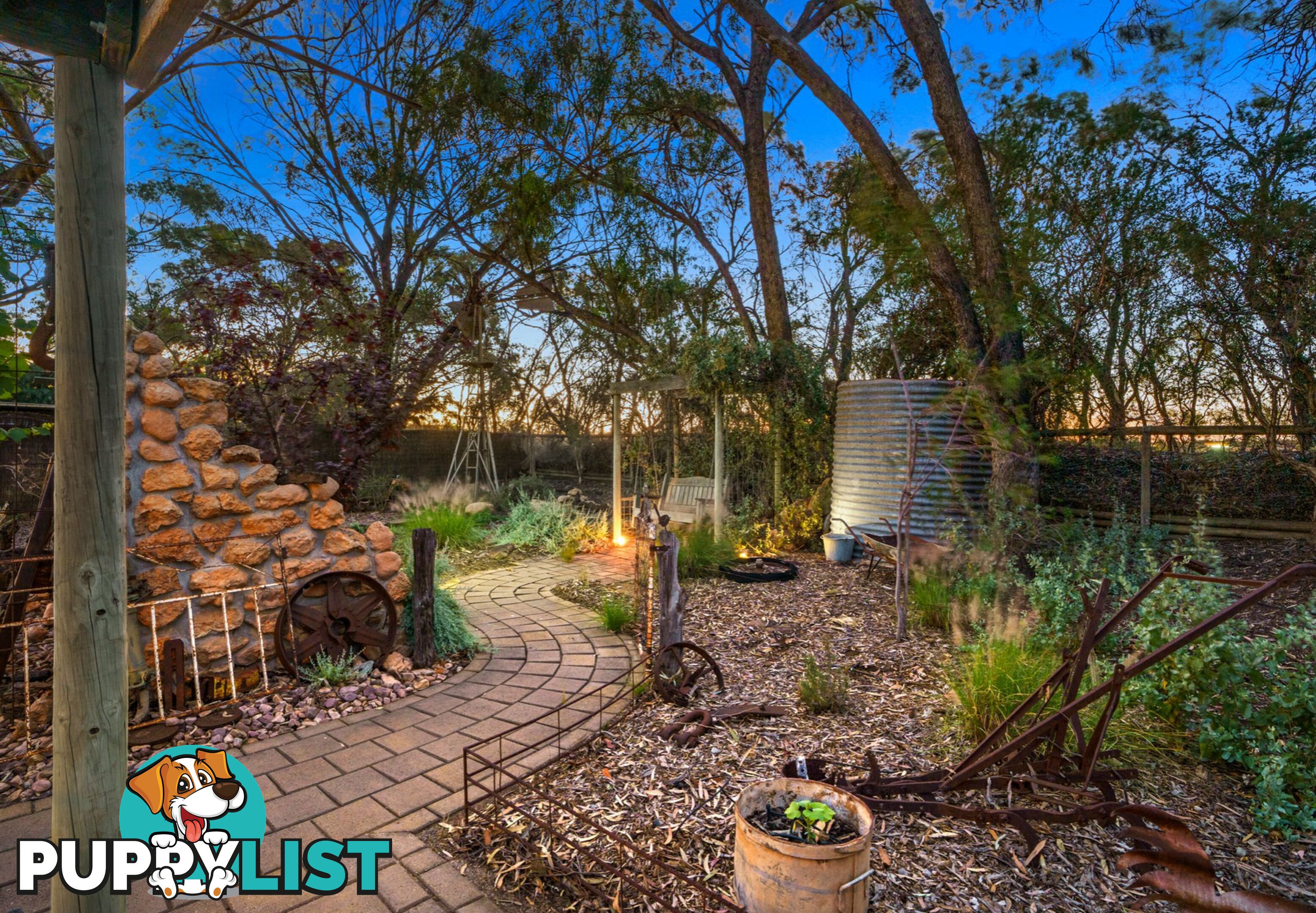 1 McLeod Street COBDOGLA SA 5346