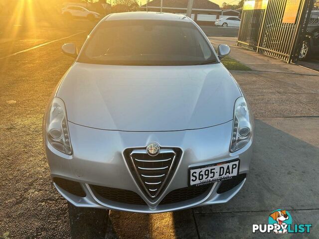 2014 ALFA ROMEO GIULIETTA PROGRESSION 1.4  HATCH, 5 DOORS, 5 SEATS