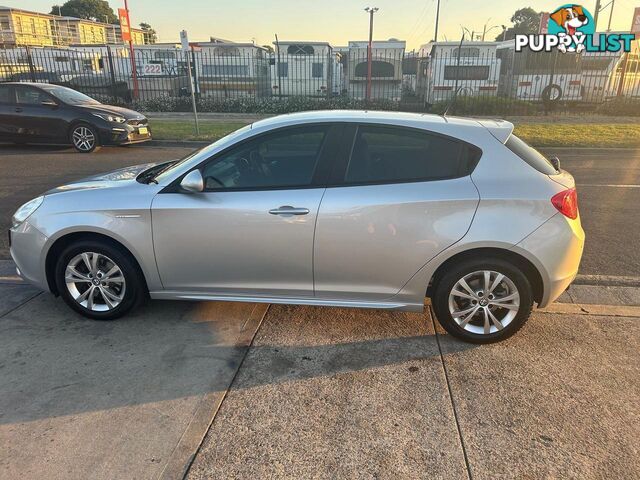 2014 ALFA ROMEO GIULIETTA PROGRESSION SERIES 0 MY13 HATCHBACK
