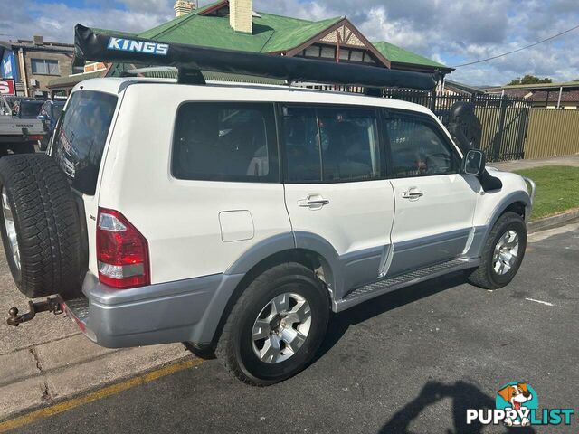 2004 MITSUBISHI PAJERO GLS LWB (4X4) NP SUV, 4 DOORS, 7 SEATS