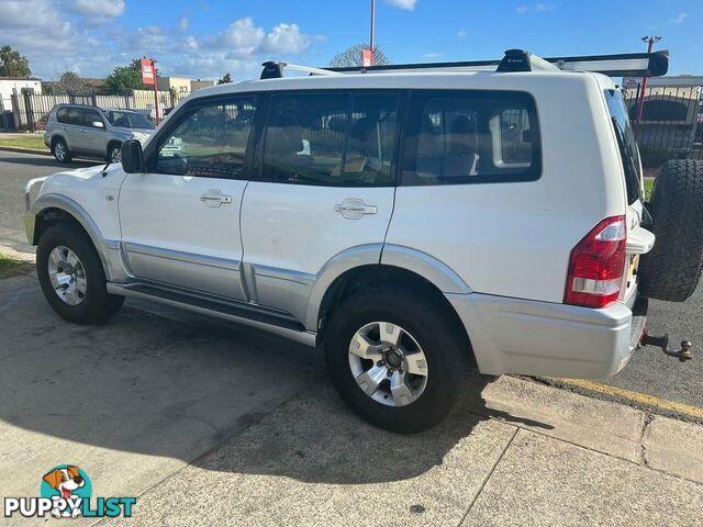 2004 MITSUBISHI PAJERO GLS LWB (4X4) NP SUV, 4 DOORS, 7 SEATS