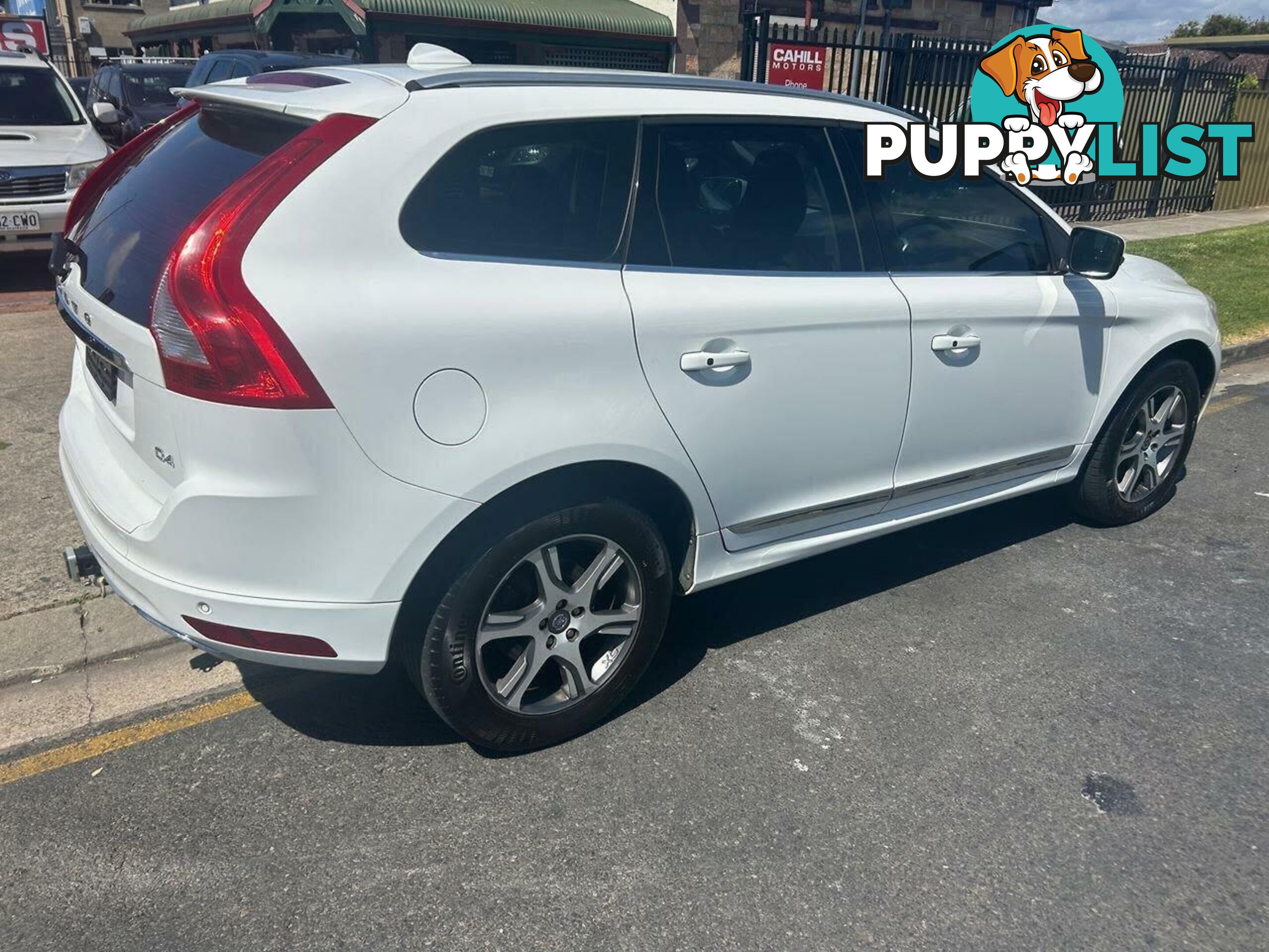 2014 VOLVO XC60 D4 LUXURY DZ MY14 SUV, 4 DOORS, 5 SEATS