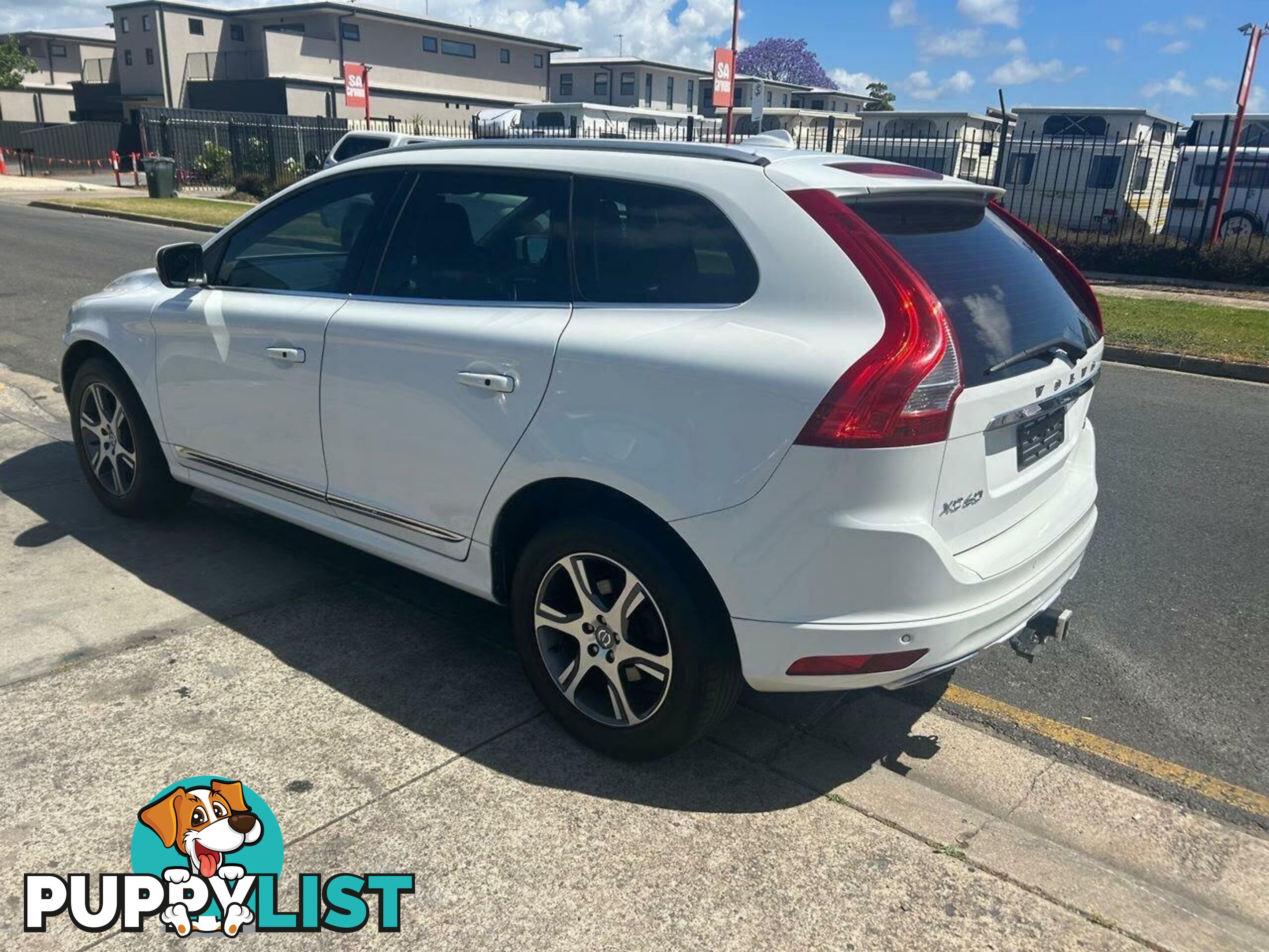 2014 VOLVO XC60 D4 LUXURY DZ MY14 SUV, 4 DOORS, 5 SEATS