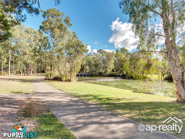 5 Tia Lane FOREST LAKE QLD 4078