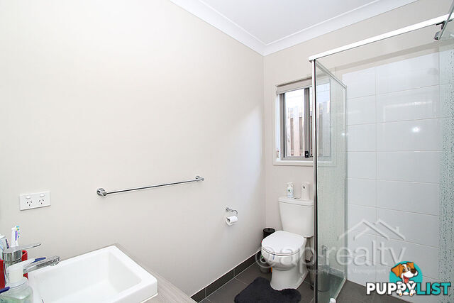 15 Troost Circuit BELLBIRD PARK QLD 4300