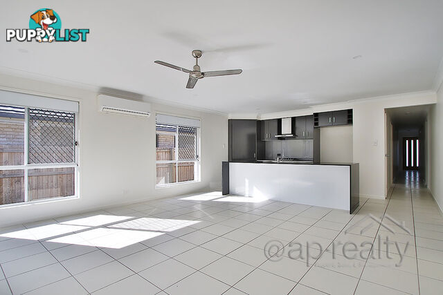 4 Travertine LOGAN RESERVE QLD 4133