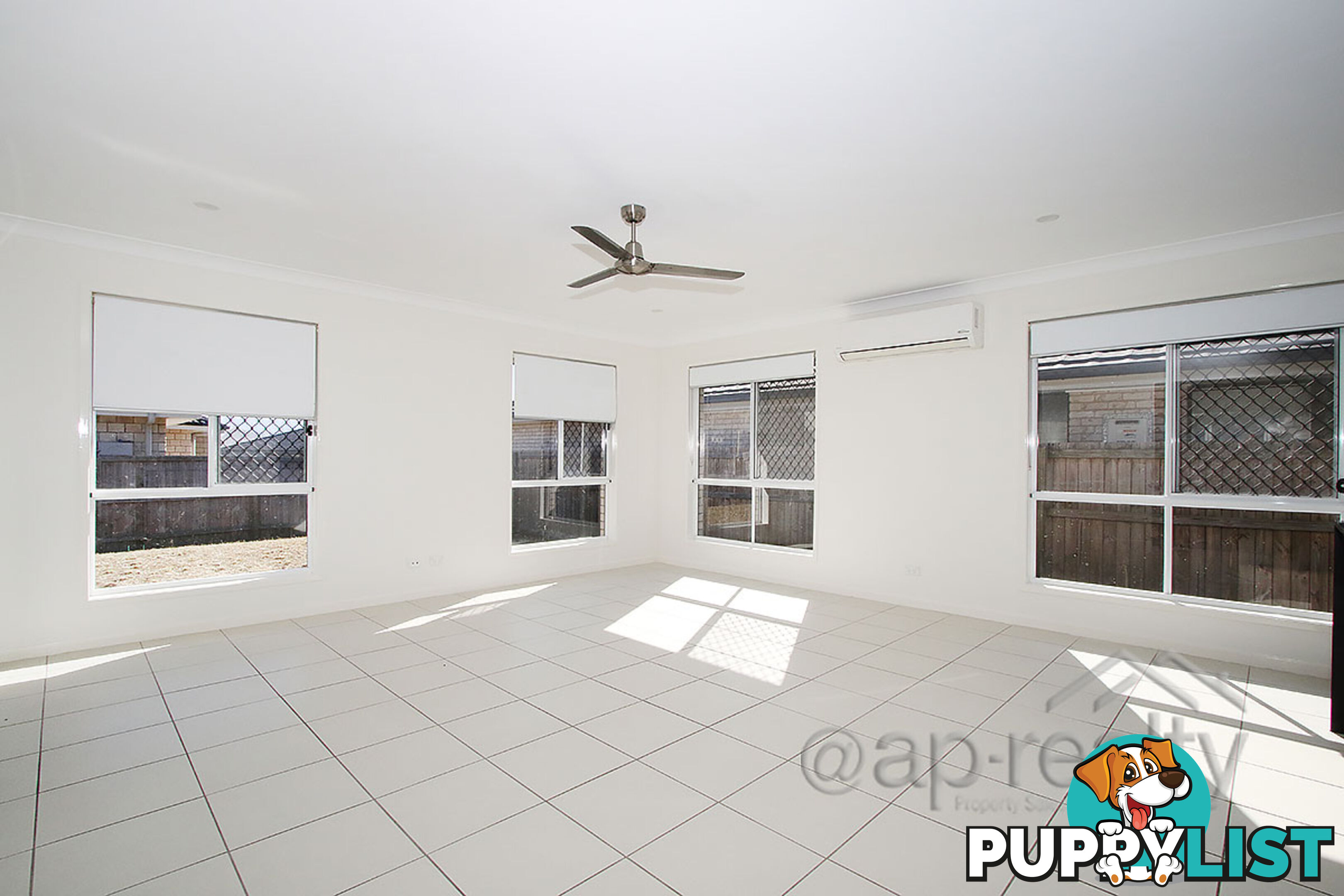 4 Travertine LOGAN RESERVE QLD 4133