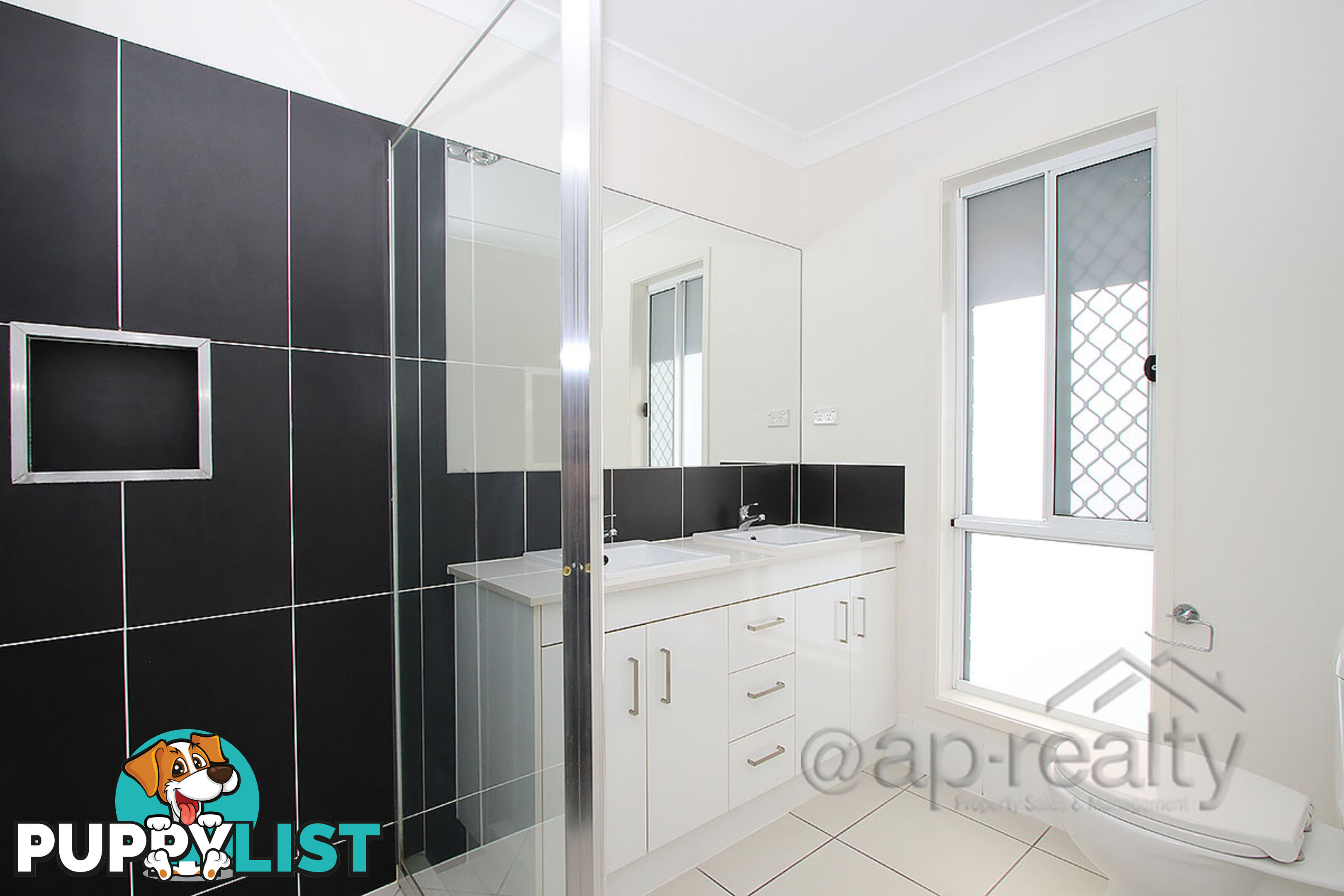 4 Travertine LOGAN RESERVE QLD 4133