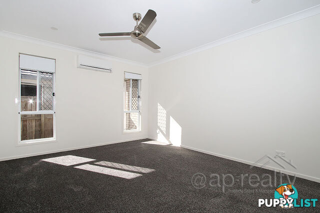 4 Travertine LOGAN RESERVE QLD 4133