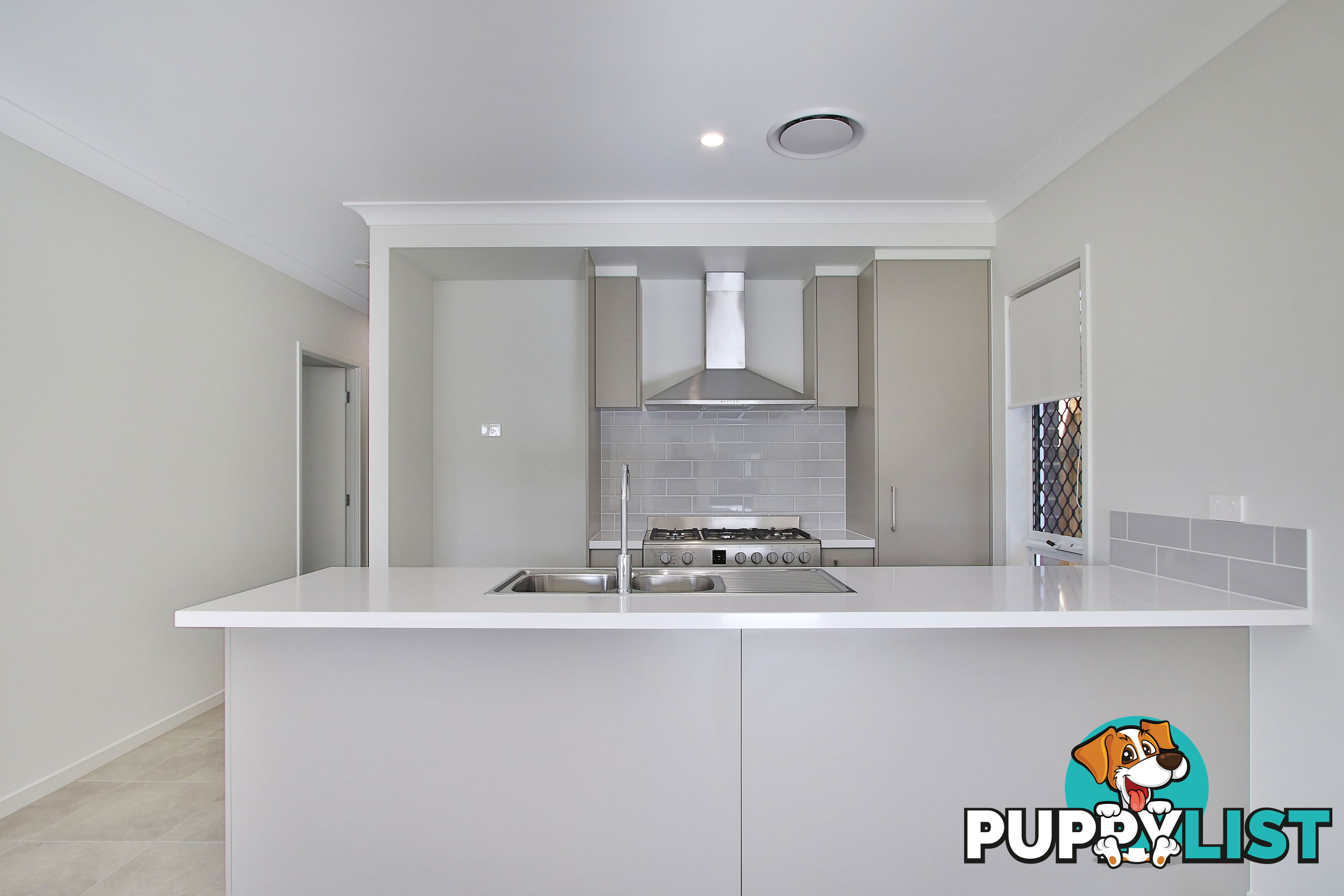 15 Zenith Place PALLARA QLD 4110