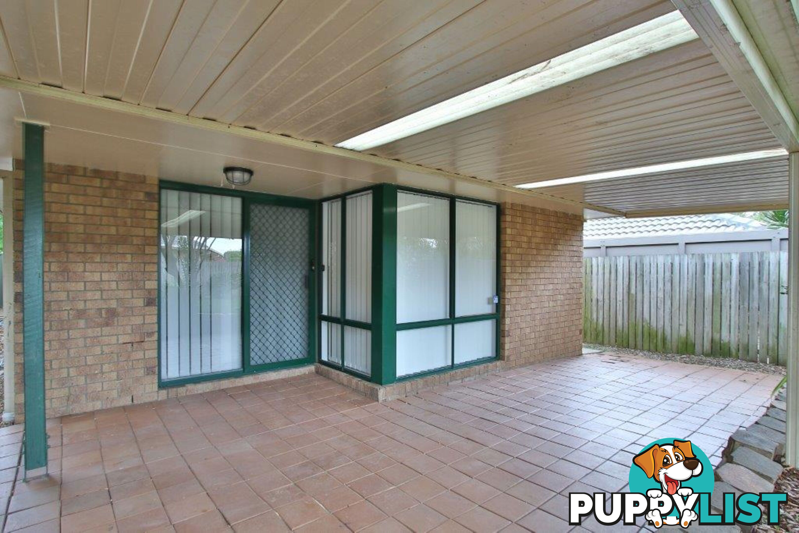 9 Clarence Place FOREST LAKE QLD 4078