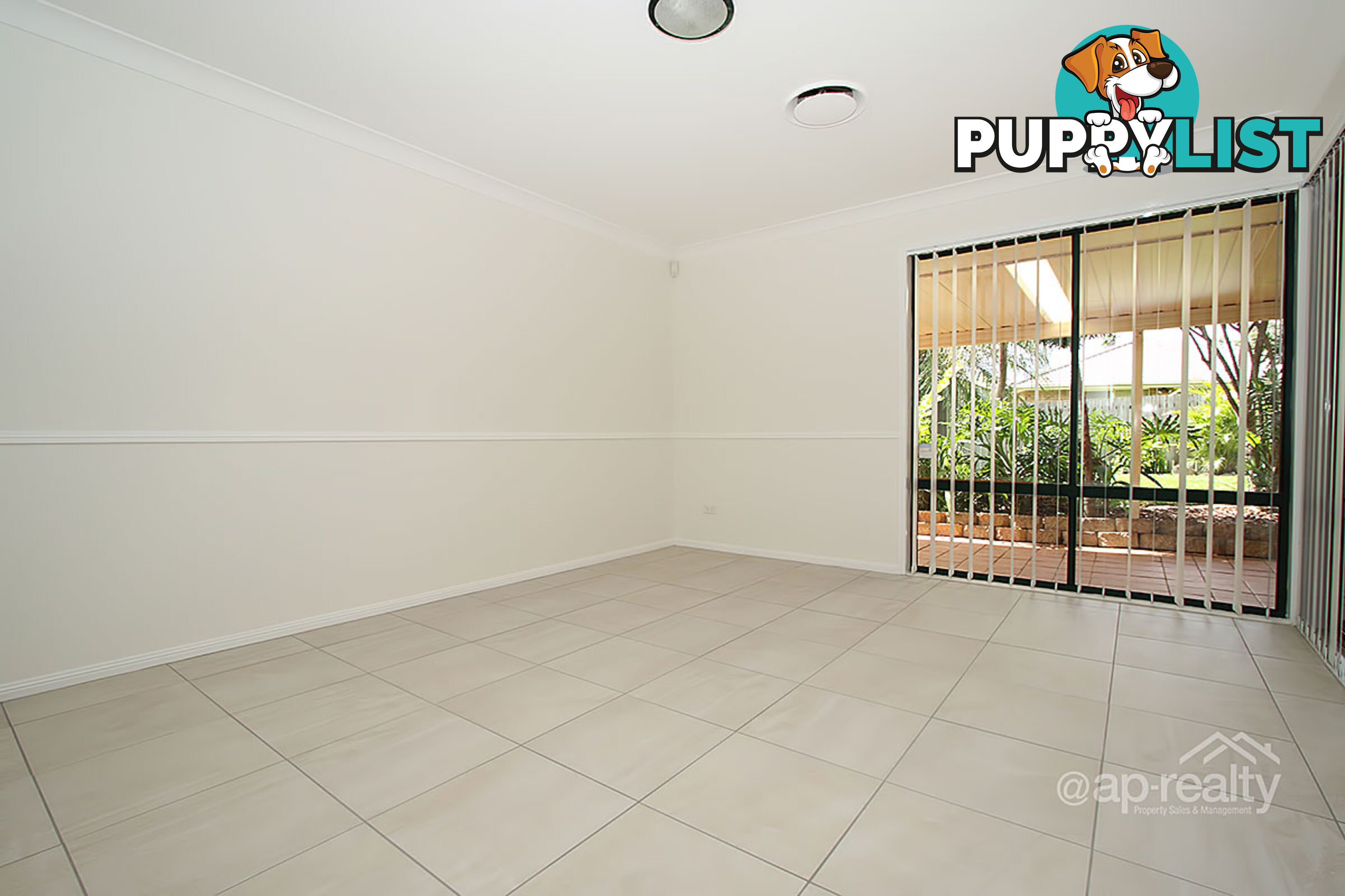 9 Clarence Place FOREST LAKE QLD 4078