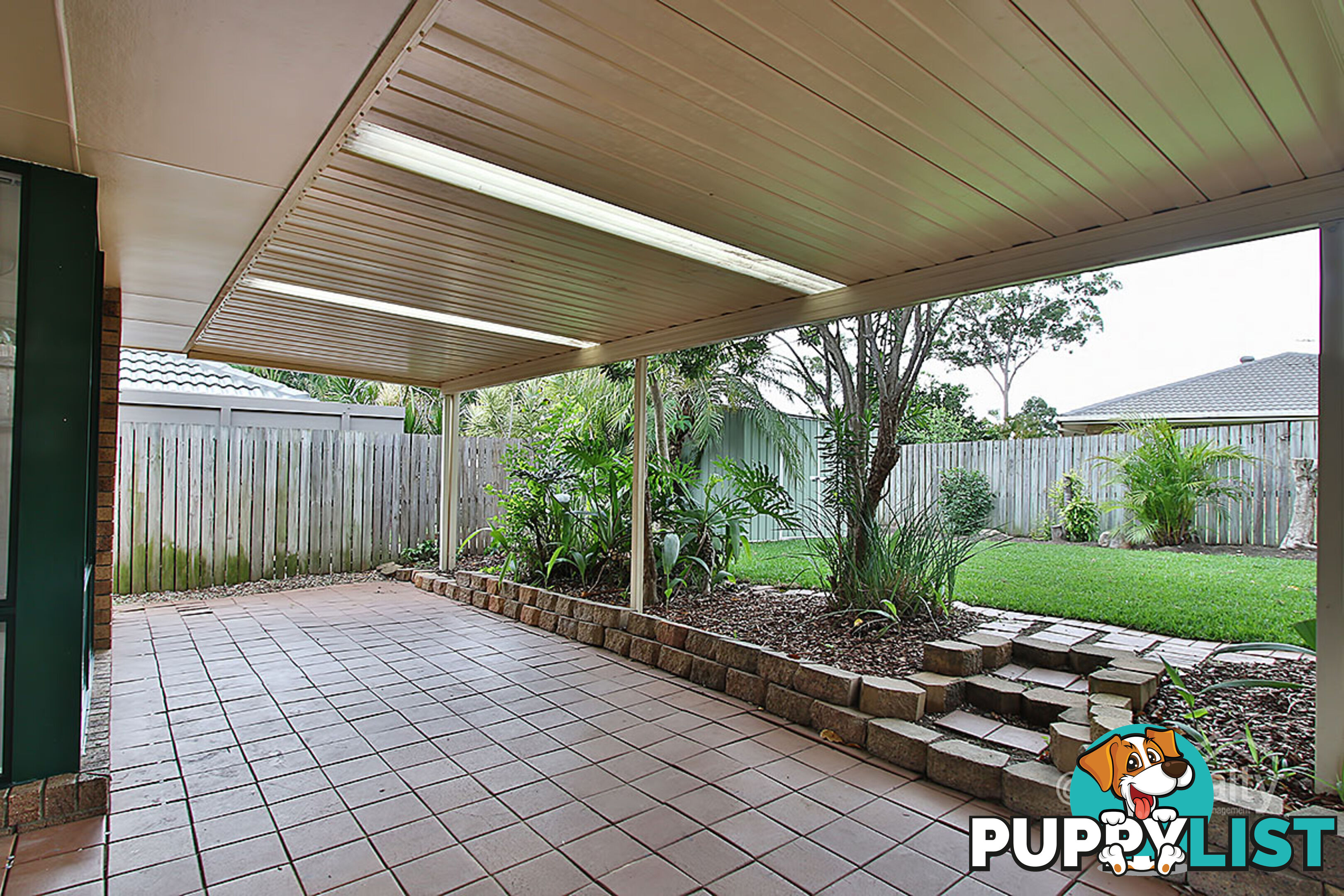 9 Clarence Place FOREST LAKE QLD 4078