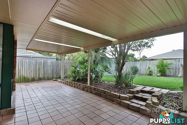 9 Clarence Place FOREST LAKE QLD 4078