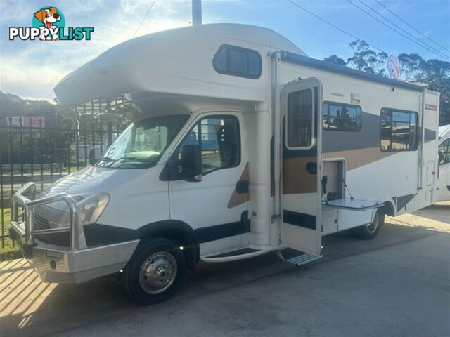 2013 WINNEBAGO ESPERANCE MOTORHOME