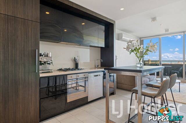 1203/74 Queens Road MELBOURNE VIC 3004