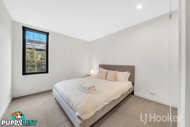 206/815 Bourke Street DOCKLANDS VIC 3008