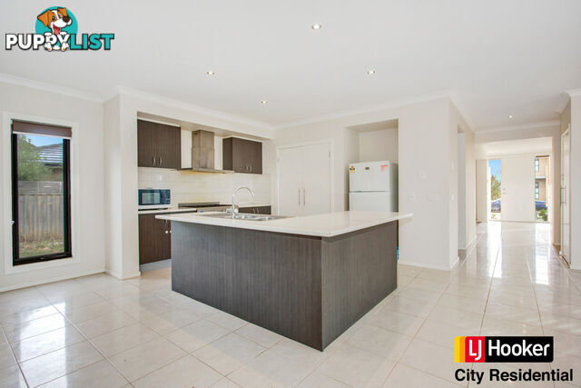 15 Maritime Circuit POINT COOK VIC 3030