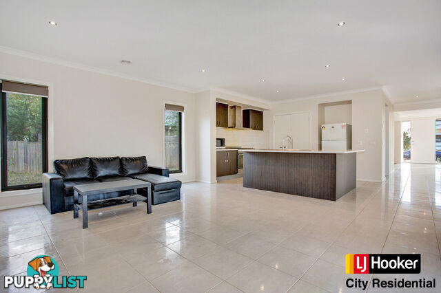 15 Maritime Circuit POINT COOK VIC 3030