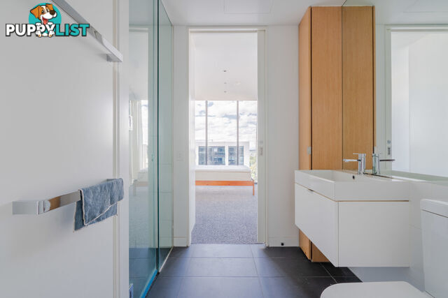 2013/35-39 Conventry Street SOUTHBANK VIC 3006