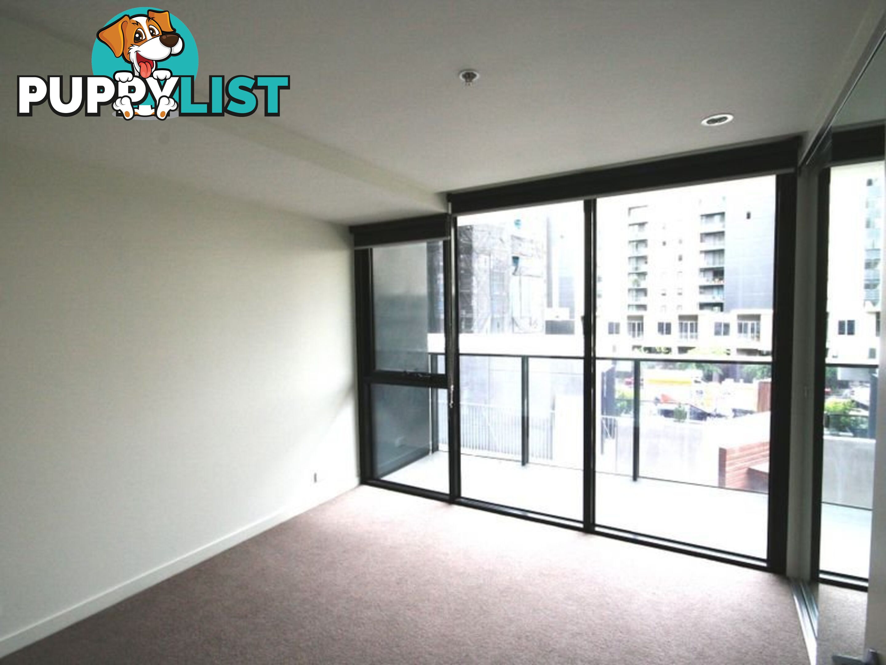 206/815 Bourke Street DOCKLANDS VIC 3008