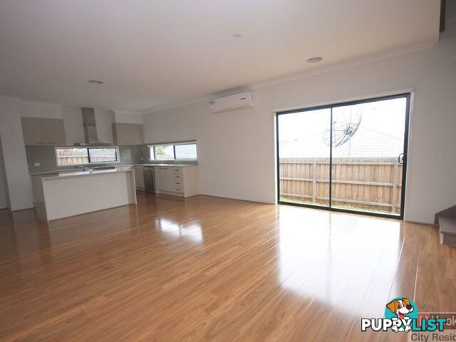 3 Pollen Place NARRE WARREN VIC 3805