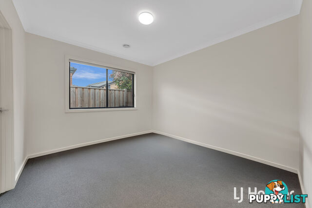 28 Gershwin Crescent POINT COOK VIC 3030