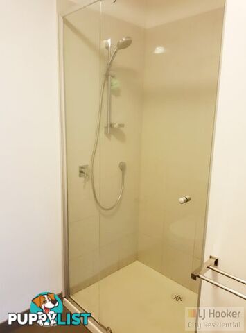 B226/60 Autumn Terrace CLAYTON SOUTH VIC 3169