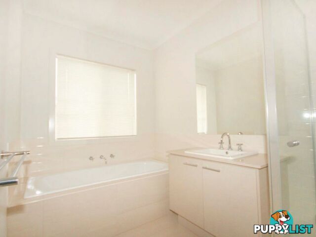 20 Owl Road DOREEN VIC 3754