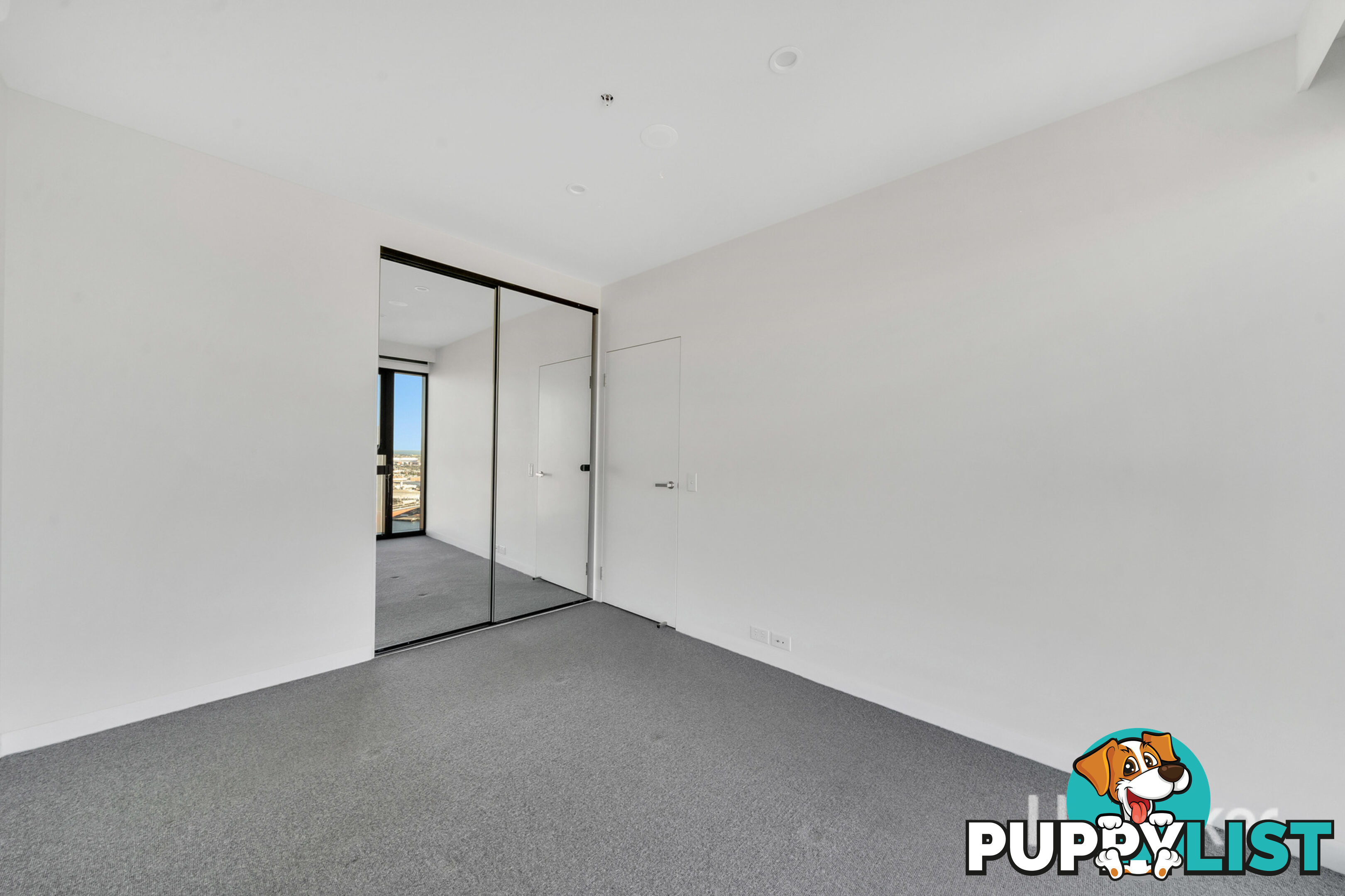 3703/8 Pearl River Road DOCKLANDS VIC 3008