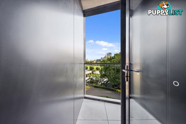 422/555 St Kilda Road MELBOURNE VIC 3004