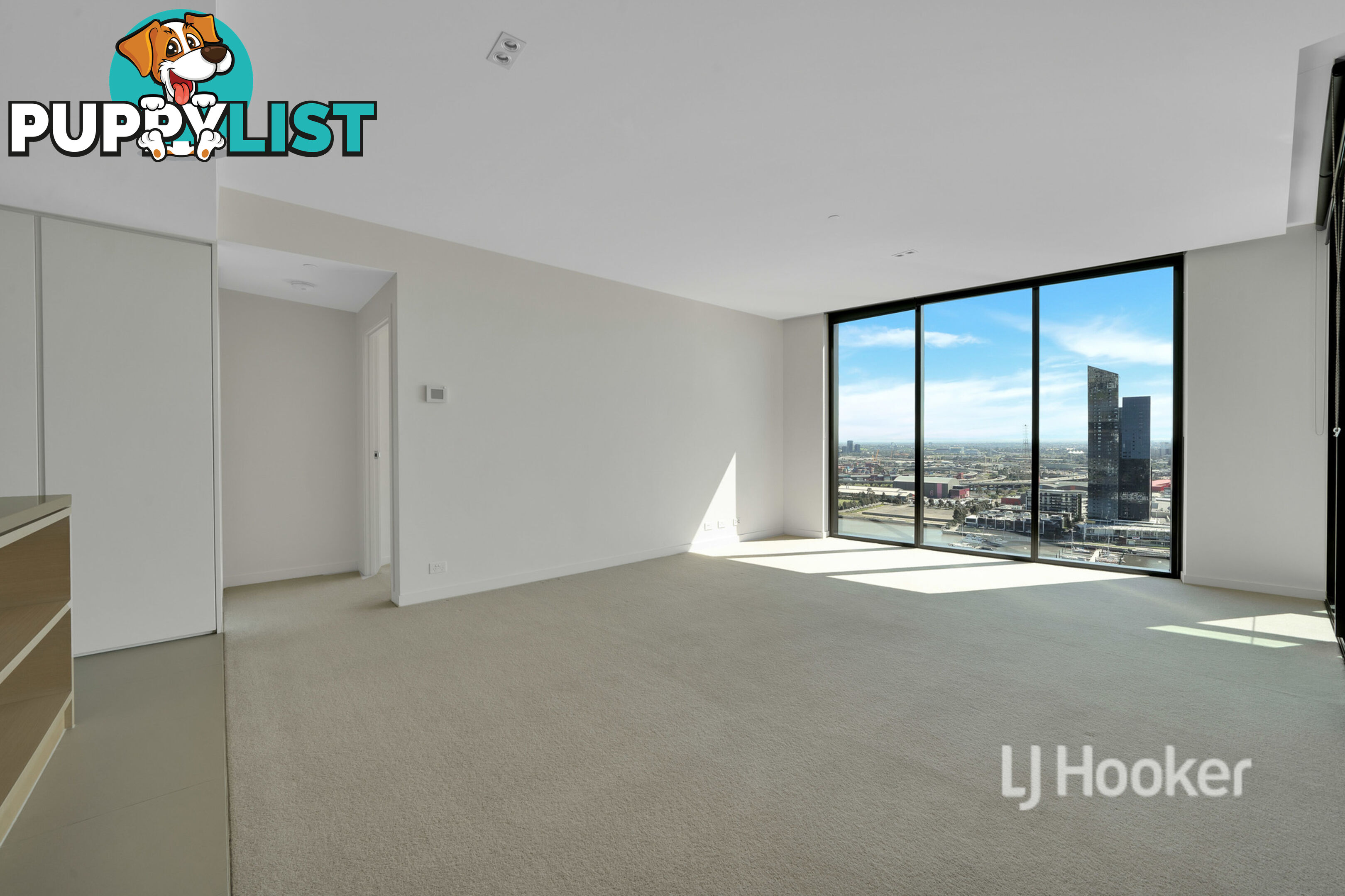 2404/9 Waterside Place DOCKLANDS VIC 3008