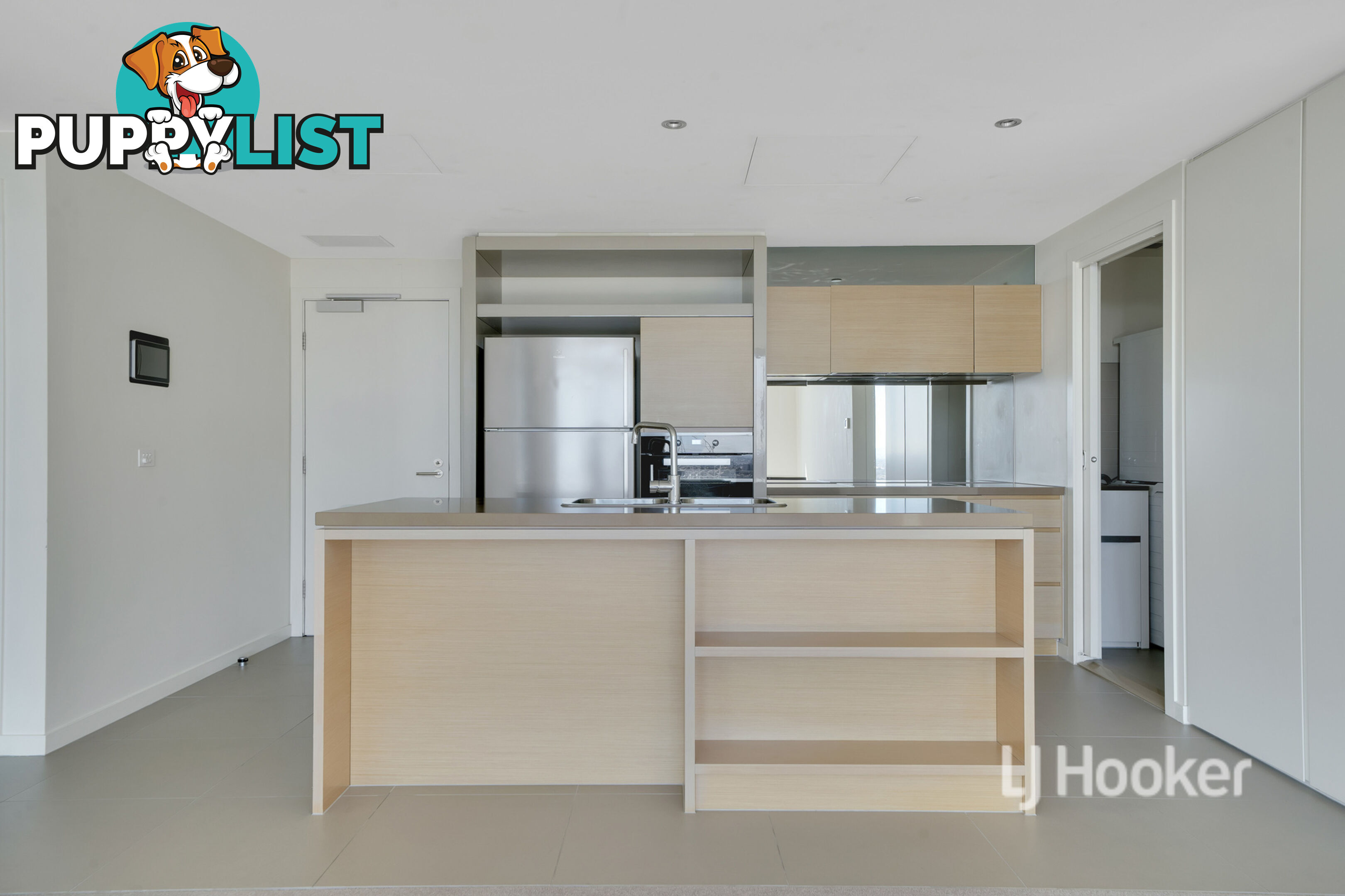 2404/9 Waterside Place DOCKLANDS VIC 3008