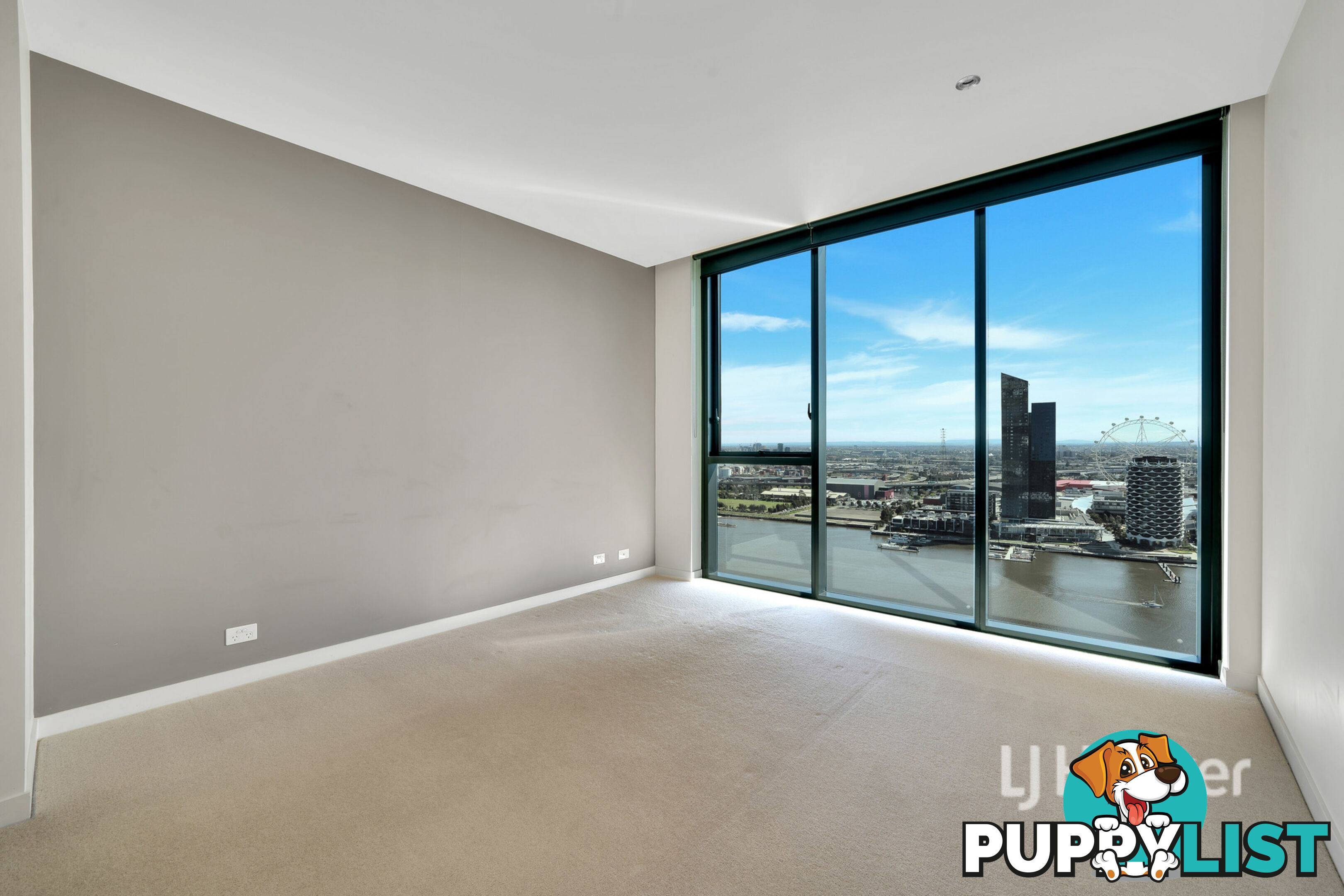 2404/9 Waterside Place DOCKLANDS VIC 3008