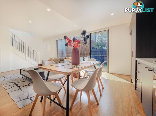 2/5 Tandara Court CHADSTONE VIC 3148