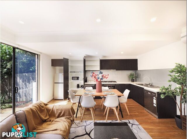 2/5 Tandara Court CHADSTONE VIC 3148