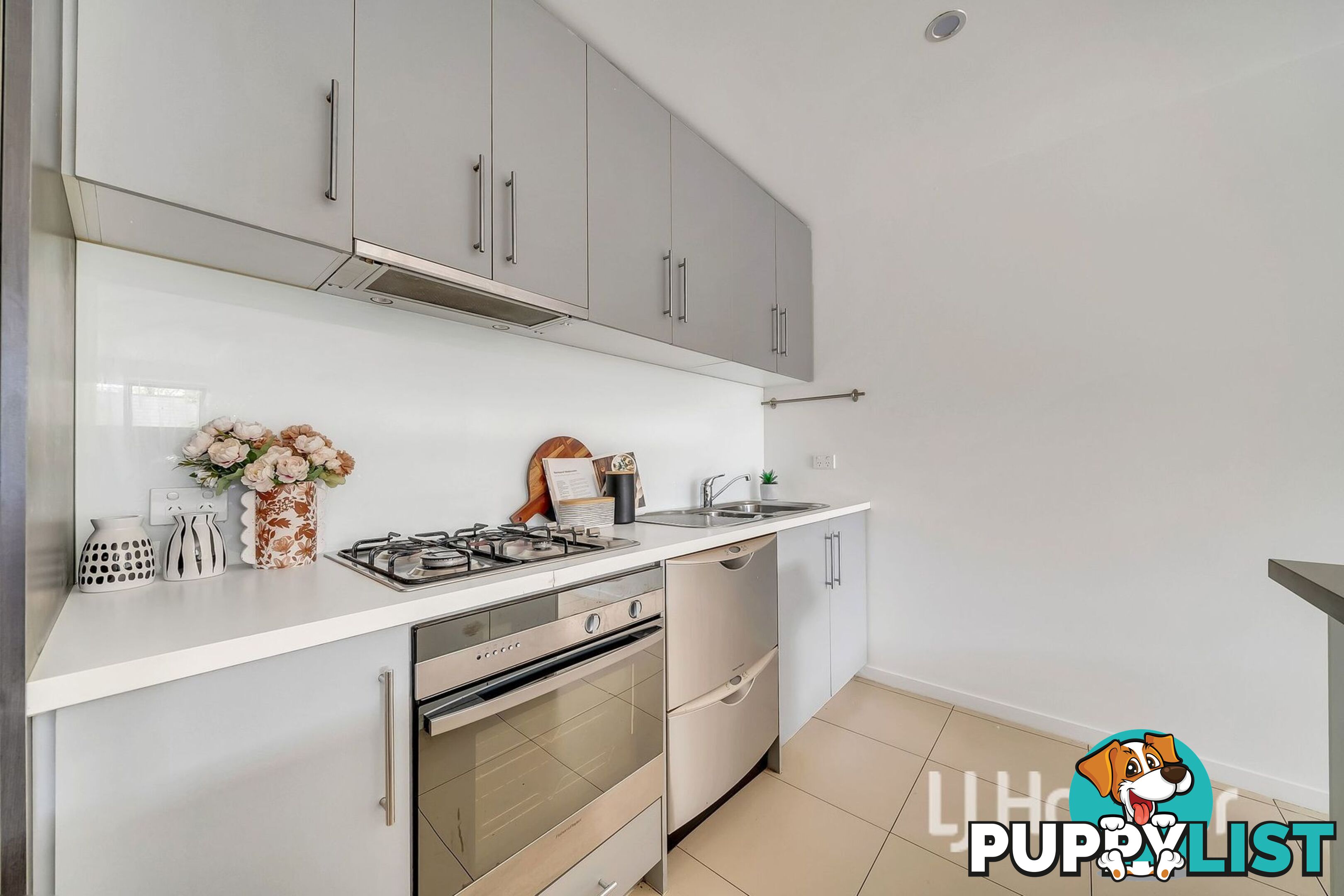 39 Evergreen Boulevard CLAYTON SOUTH VIC 3169