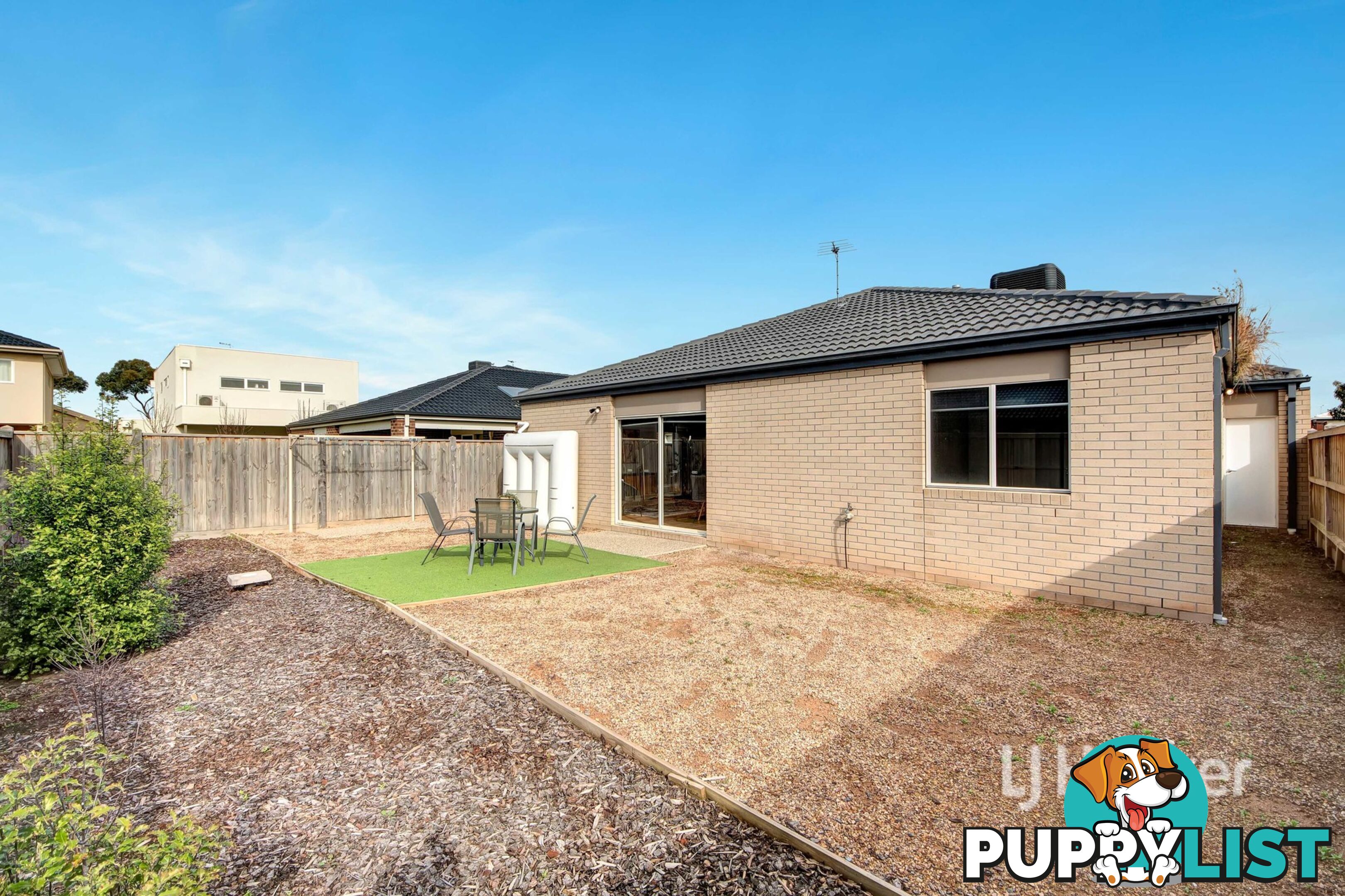 15 Sorrenberg Street POINT COOK VIC 3030