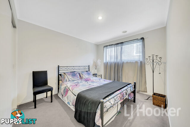 15 Savery Court POINT COOK VIC 3030