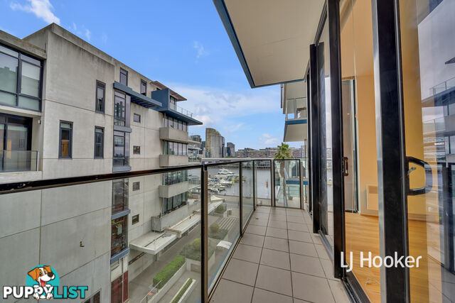 306/30 Rakaia Way DOCKLANDS VIC 3008