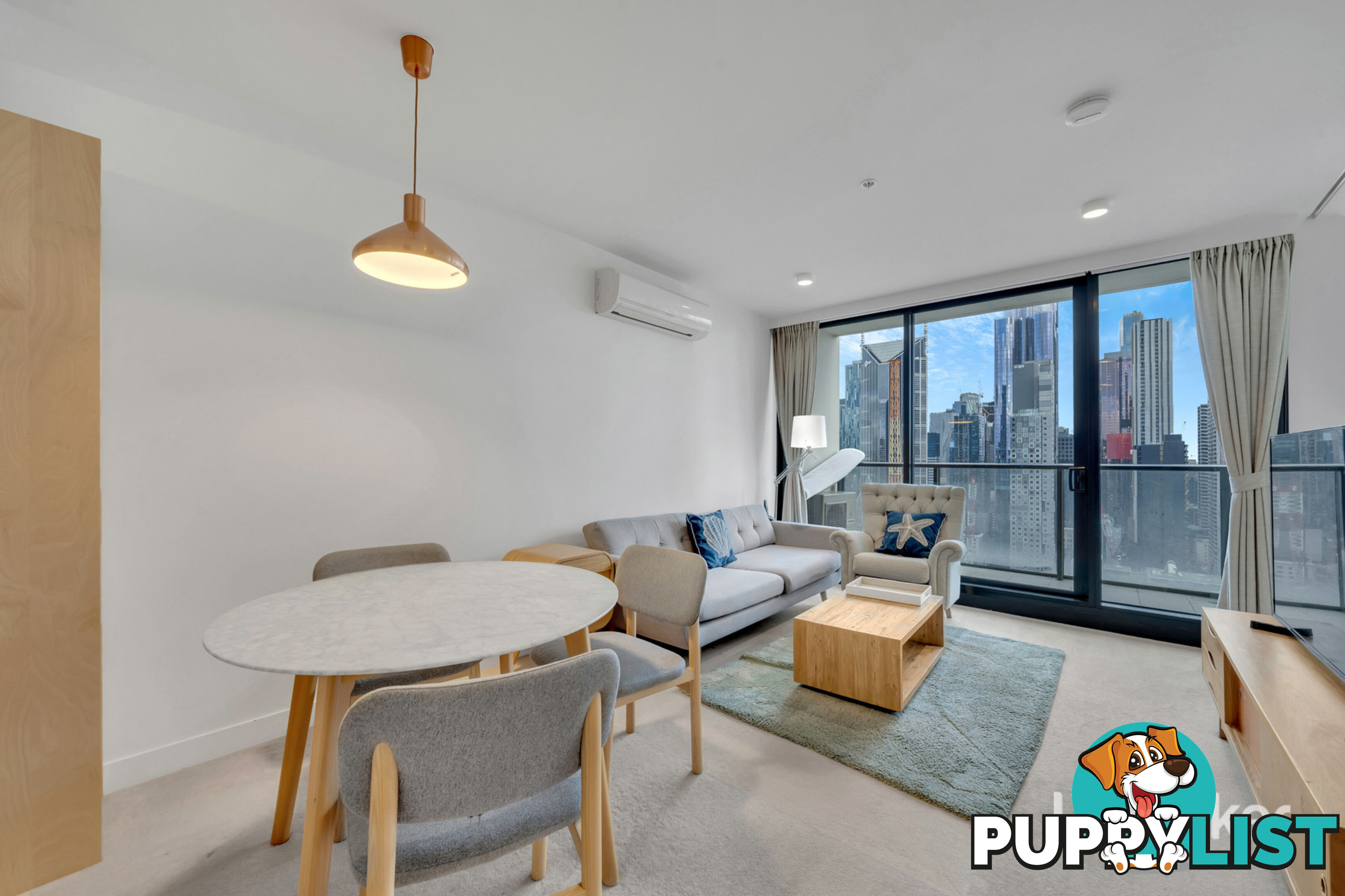 2409/33 MacKenzie Street MELBOURNE VIC 3000