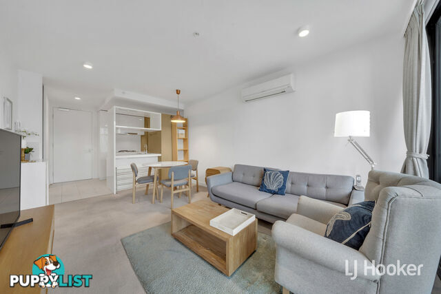2409/33 MacKenzie Street MELBOURNE VIC 3000