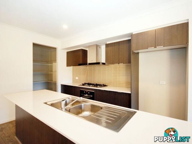 4 Saxony Way POINT COOK VIC 3030