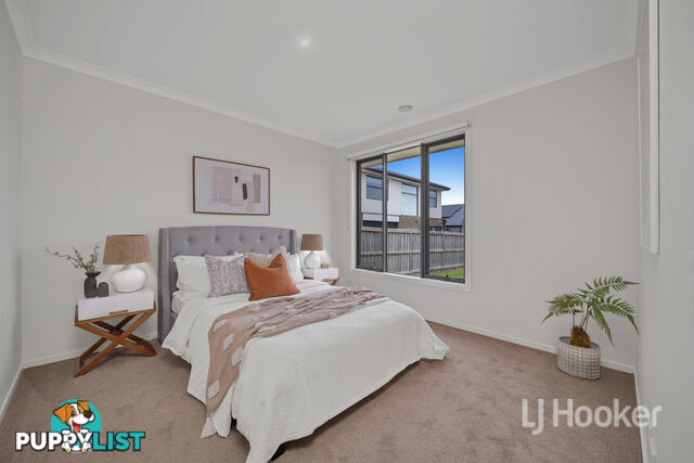 14 Beryl Crescent GREENVALE VIC 3059