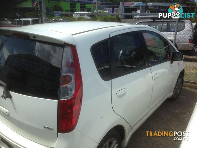 12/09 Mitsubishi  Colt VRX 5 door Auto 4 cyl BONNET A1002