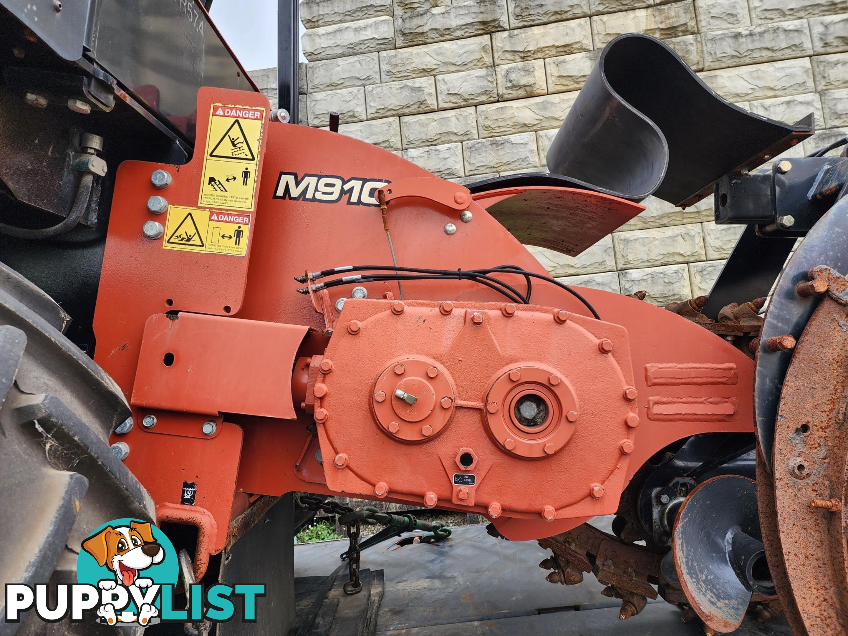 Ditch Witch RT100 Trencher (Stock No. 94759)