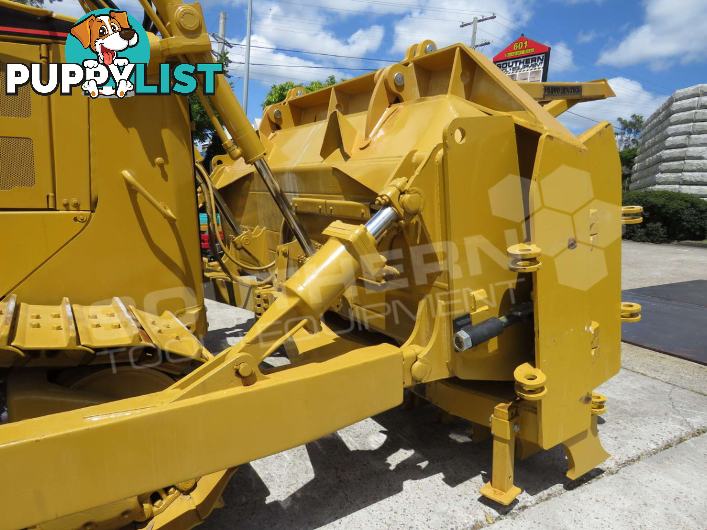 Caterpillar D6R XL Bulldozer with Stick Rake & Tree Spear 