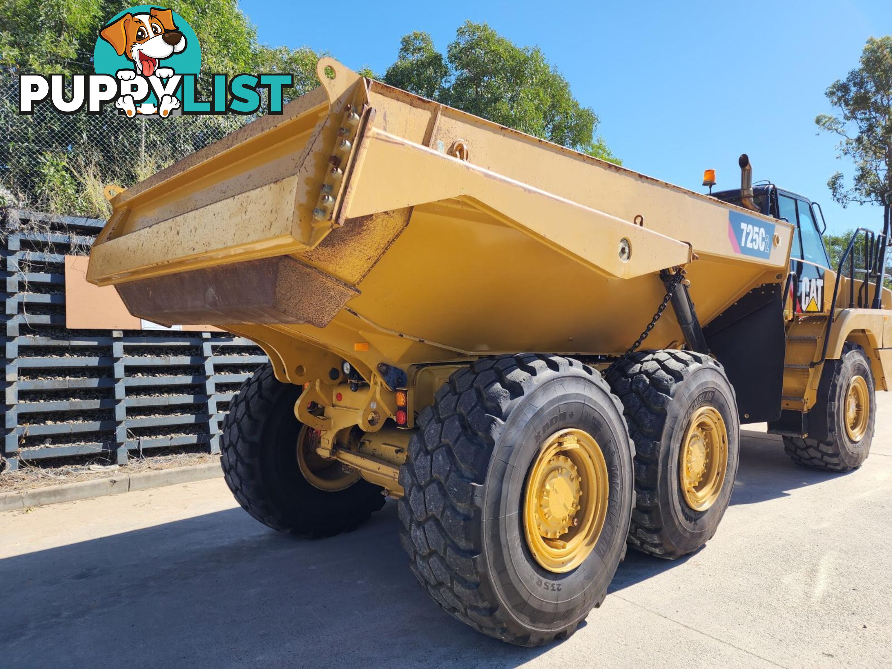 2015 Caterpillar 725C2 Articulated Dump Truck (Stock No. 97672)